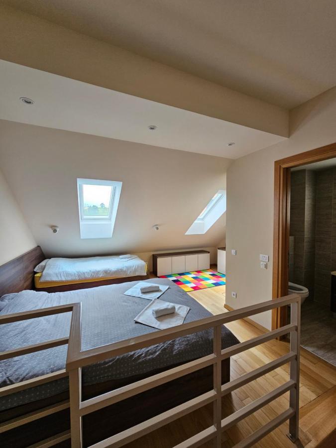 Duplex Vanja